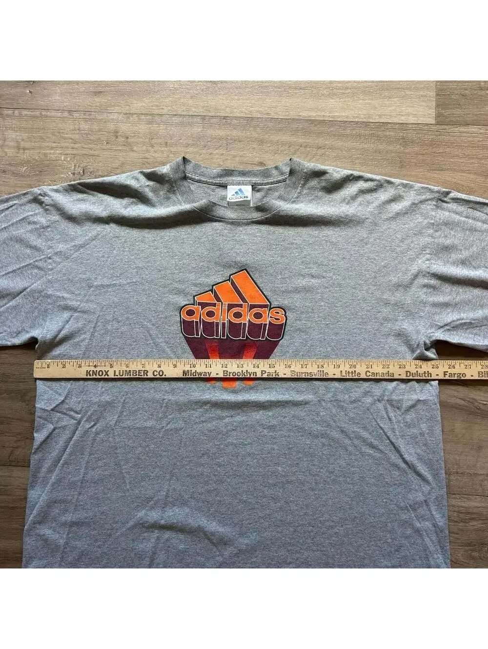 Vintage‎ y2k Adidas Grey Graphic t shirt size XL 90’s